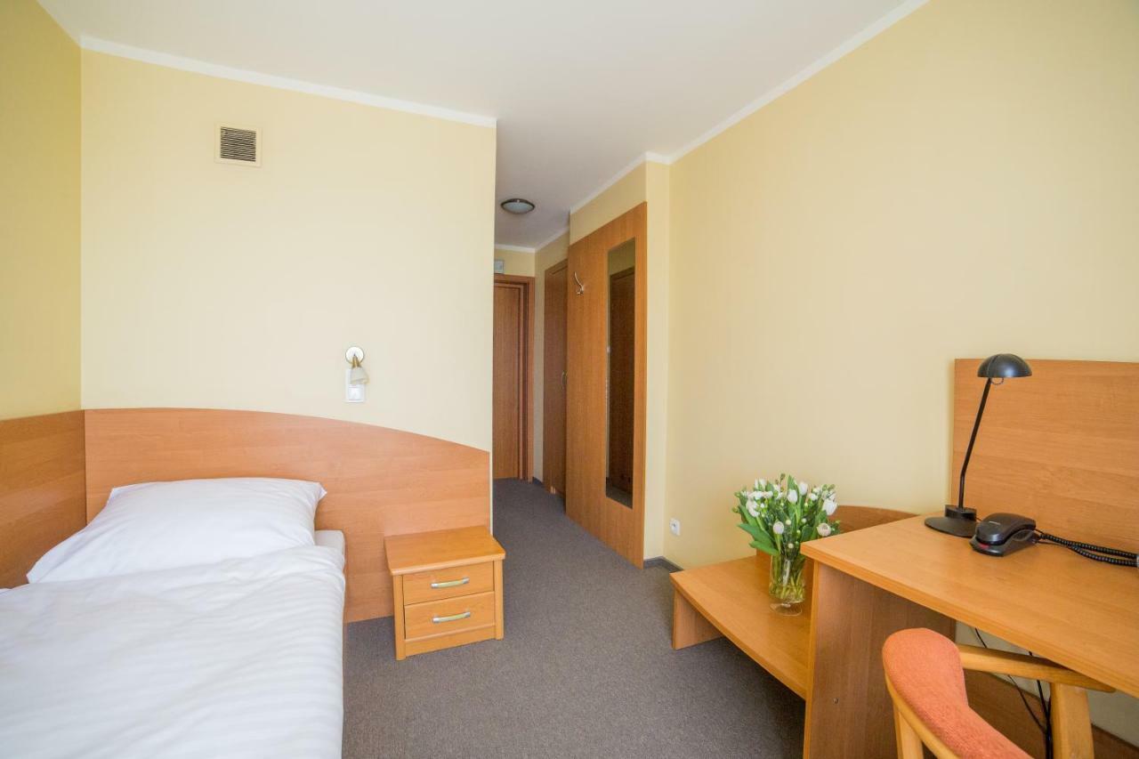 Hotel Gorzow Gorzow Wielkopolski Bagian luar foto