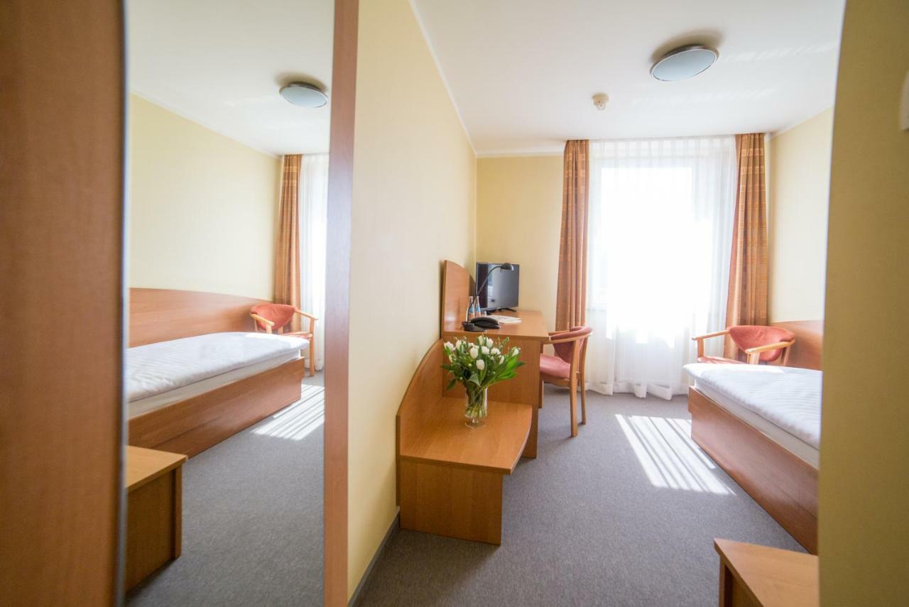 Hotel Gorzow Gorzow Wielkopolski Bagian luar foto