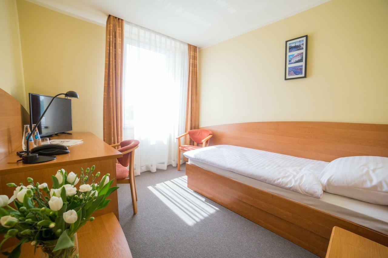 Hotel Gorzow Gorzow Wielkopolski Bagian luar foto