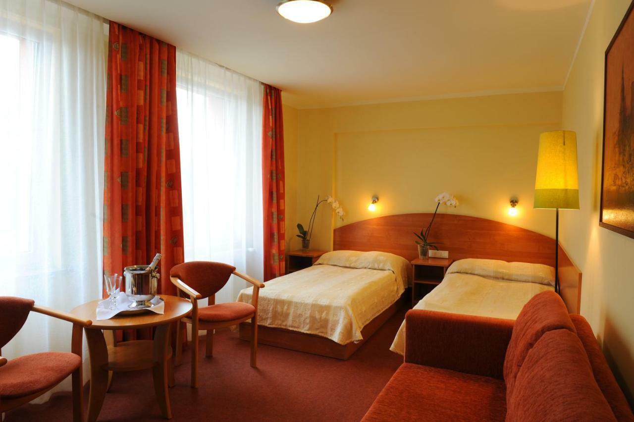 Hotel Gorzow Gorzow Wielkopolski Ruang foto